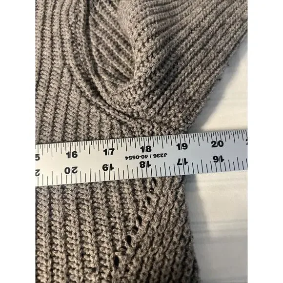 Anthropologie Moth Womens Pullover Sweater Size Small Gray High Low Chunky Knit - Picture 7 of 8